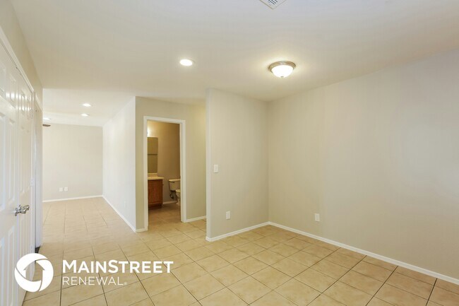 Foto del edificio - 401 N 111th Way