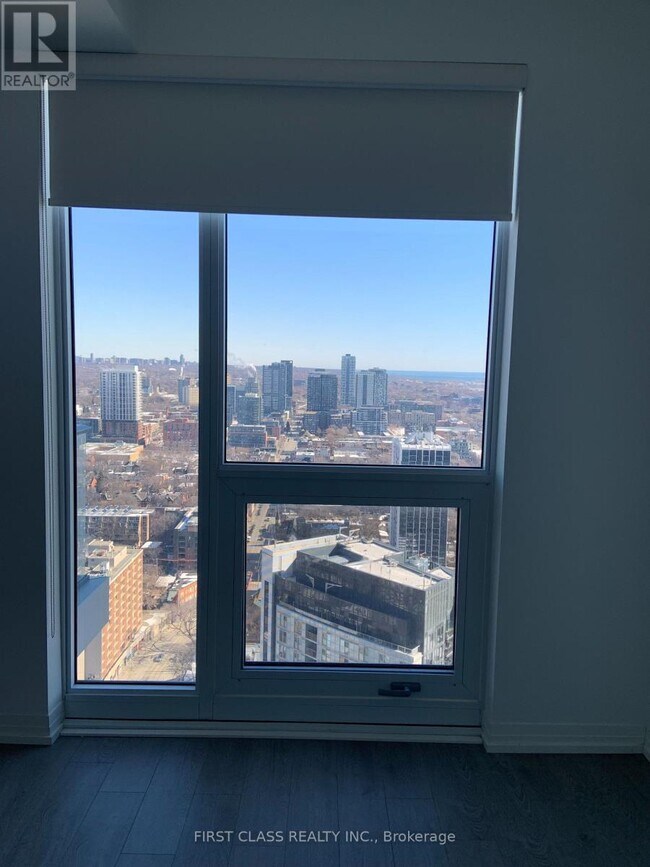 Photo du bâtiment - 251 Jarvis St