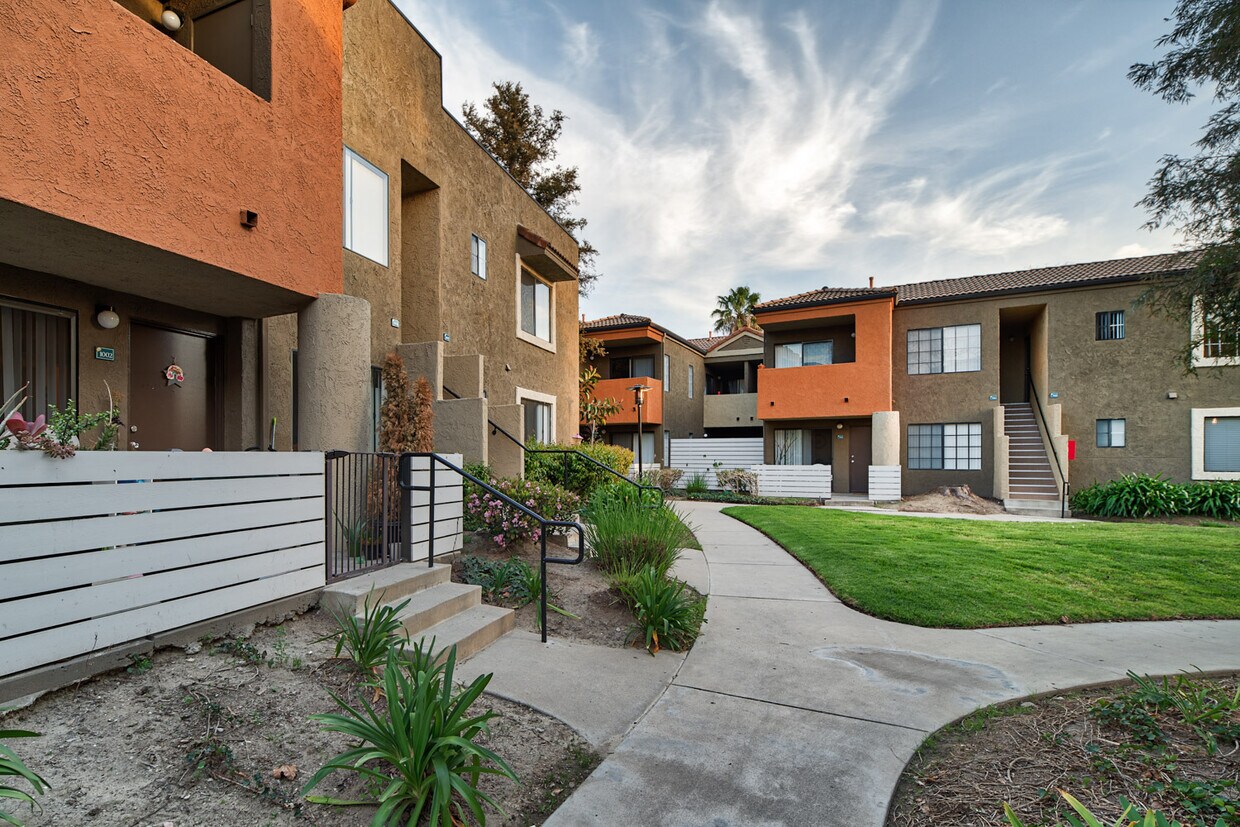 The Ranch at Moorpark Apartments in Moorpark, CA Westside Rentals