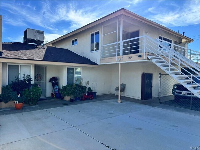 Foto del edificio - 3814 Ferndale Ave