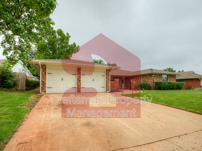 Building Photo - 12008 Camelot Dr