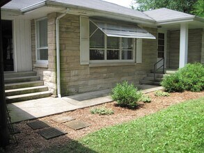 Building Photo - 218 S Hillsdale Ct