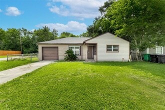 Building Photo - 10601 Murr Way