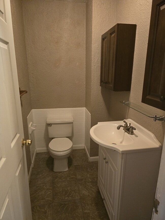 Foto del edificio - 8570 Country Club Dr