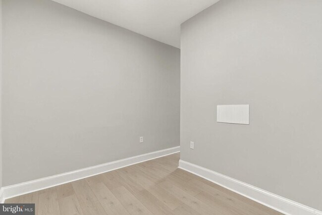 Foto del edificio - 216 Collingdale Ave
