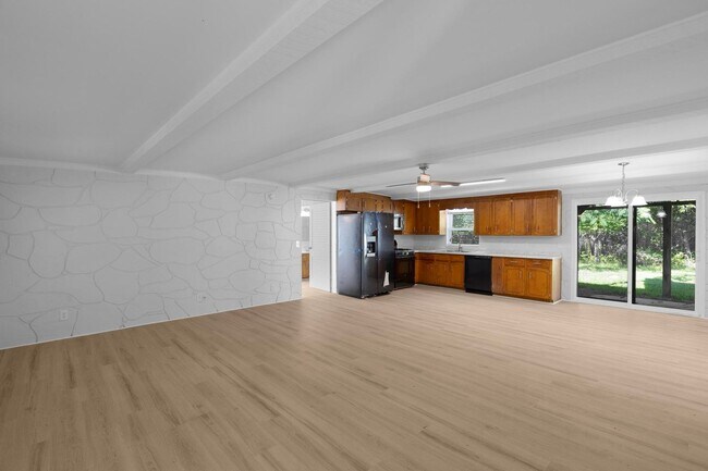Foto del edificio - Single Family Ranch Brick Home For Rent!