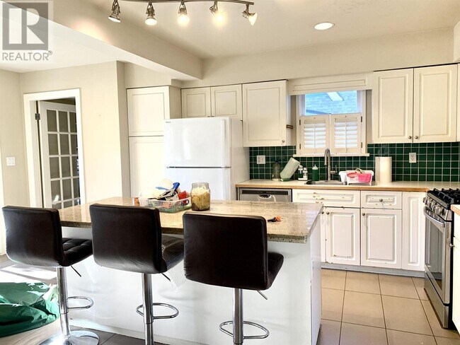 Photo du bâtiment - 2658 W 34th Ave