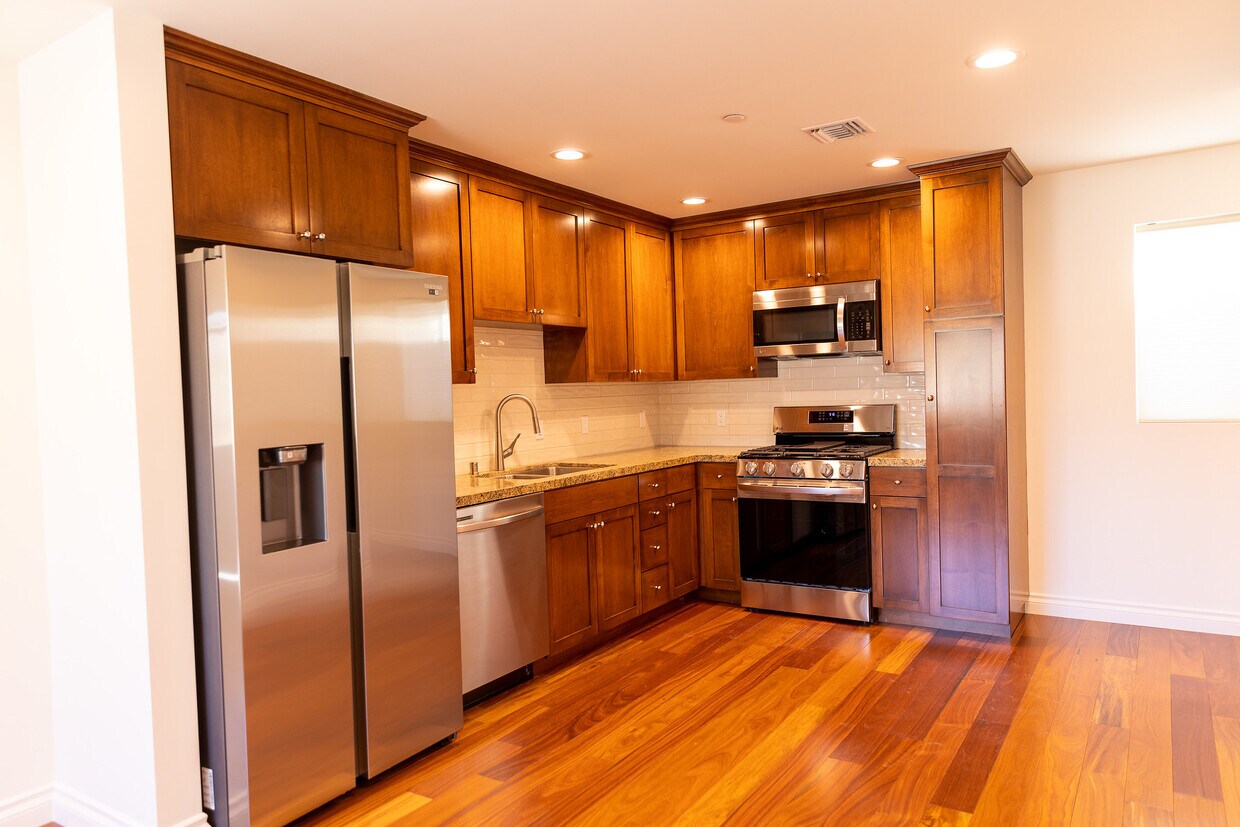 21 2 Bedroom Apartments for Rent in Valley Glen, CA Westside Rentals