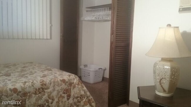 Foto del edificio - 1 br, 1 bath House - 18316 - 1st Ave NE