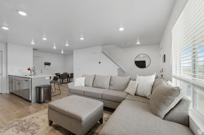 Foto del edificio - 3728 Orinda Dr