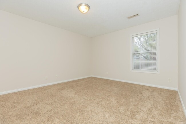 Building Photo - 4920 Penrose Dr