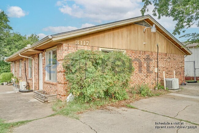 Foto del edificio - 3117 Lincoln Ave