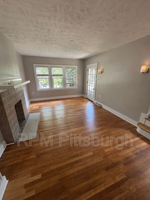 Foto del edificio - 105 N Meadowcroft Ave