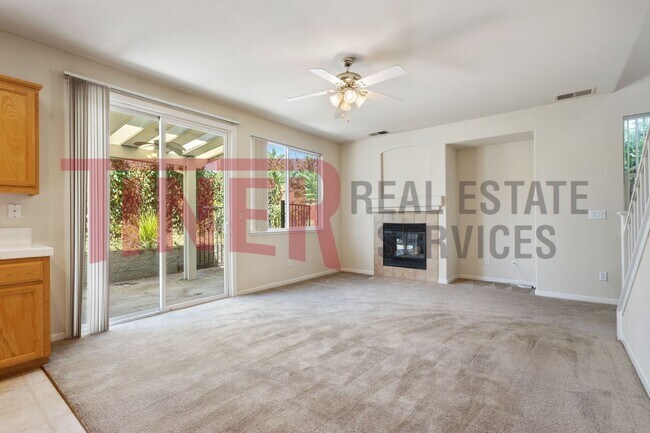 Foto del edificio - 2002 Fair Oaks Home