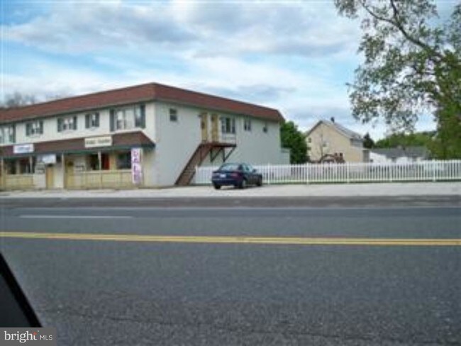 Foto del edificio - 482 White Horse Pike