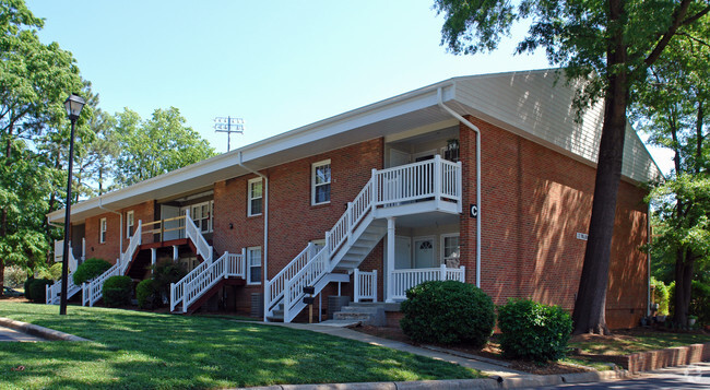 Foto del edificio - Shamrock Apartments