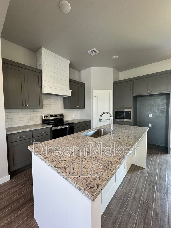 Foto del edificio - 4924 SE 12th Ave