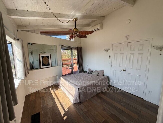 Foto del edificio - 16420 McPherson Ave