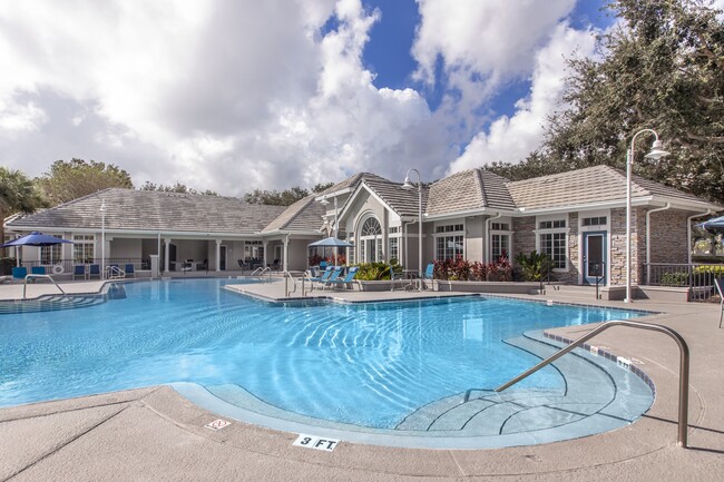 Building Photo - Registry at Windsor Parke