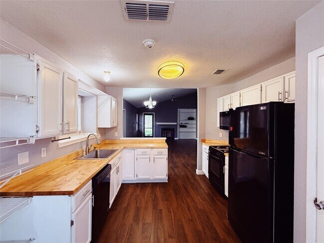 Foto del edificio - 12314 Thompkins Dr