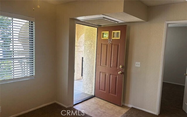 Building Photo - 2554 Olive Dr