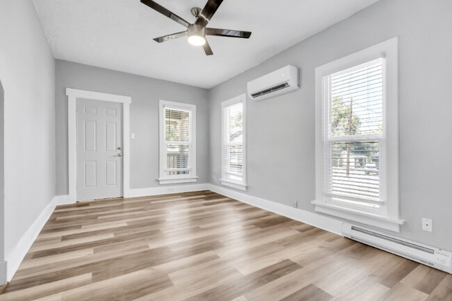 Foto del edificio - 1213 12th St