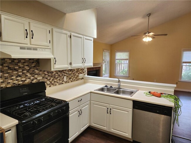 Building Photo - 11330 Frazier Fir Ln