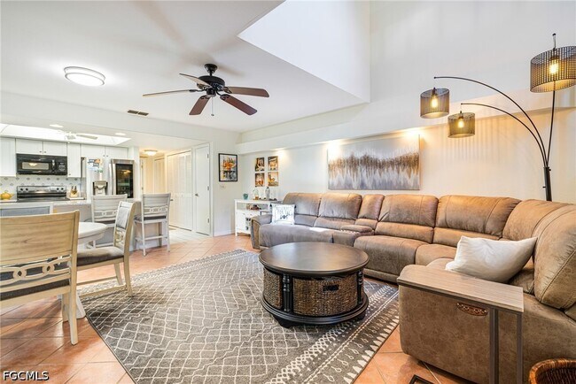 Foto del edificio - 13740 Downing Ln