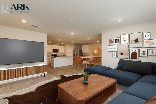 Building Photo - 5816 Tiagra Dr