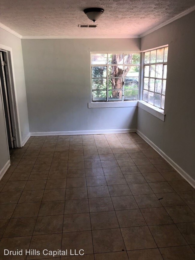Foto del edificio - 2891 Sylvan Rd