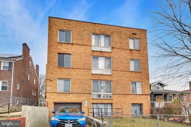Foto del edificio - 5509 1st St NW
