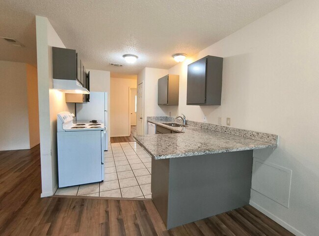 Foto del edificio - Affordable 3-bedroom, 2 bath home READY NOW!