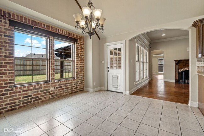 Building Photo - 3925 Le Brooke Ln