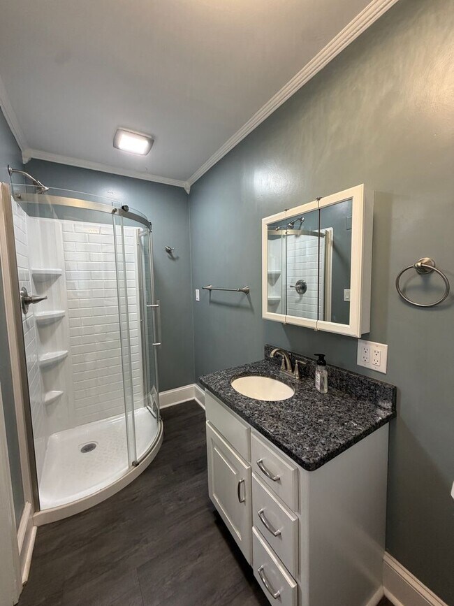 Foto del edificio - 2 Bed 2 Bath Home on Westover