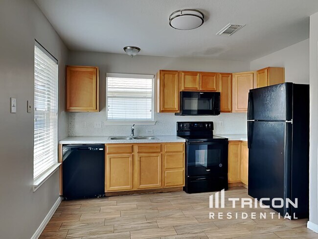 Building Photo - 5029 Hauna Ln