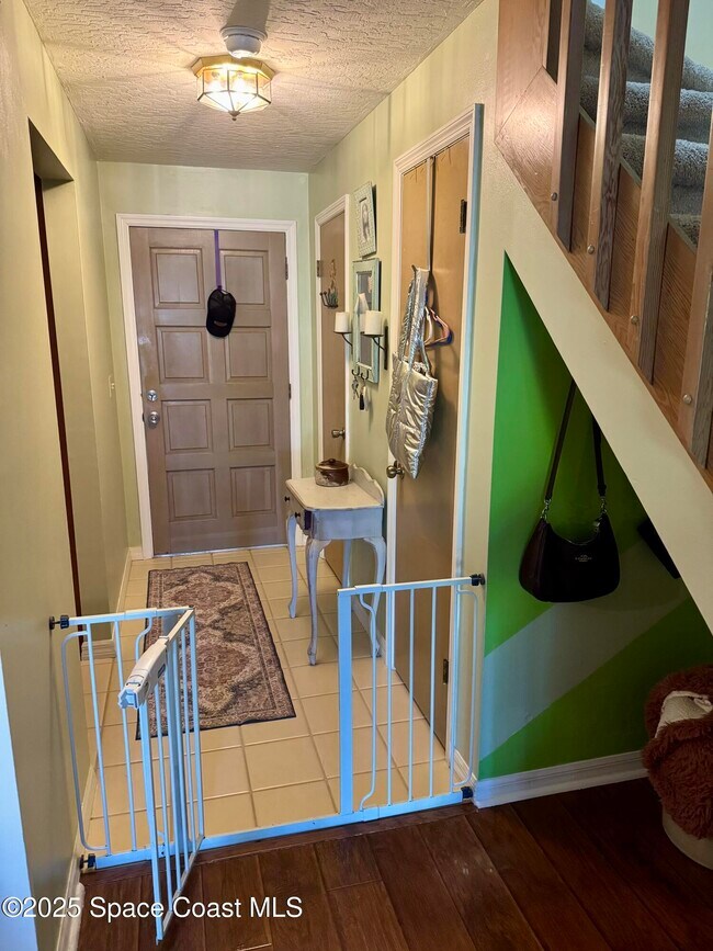 Foto del edificio - 53 Anchor Dr