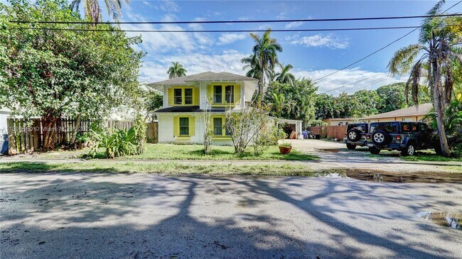 Foto del edificio - 908 SW 2nd Ct