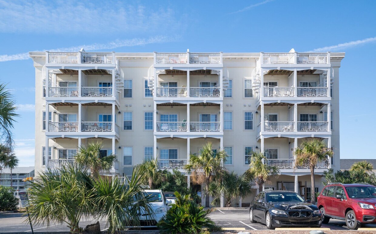 Primary Photo - Oceanview Skydeck for SHORT TERM rent Caro...