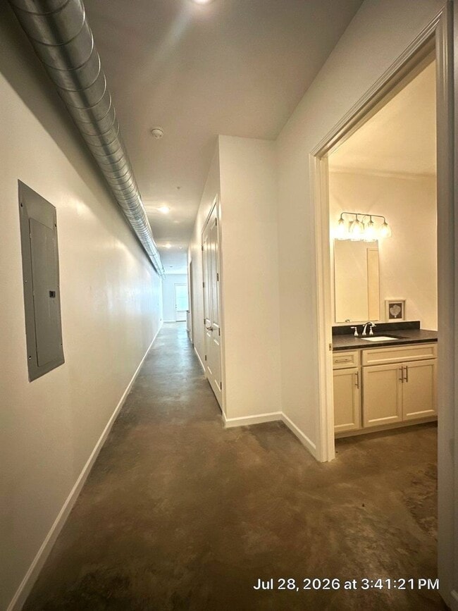 Building Photo - 78 N Rembert St