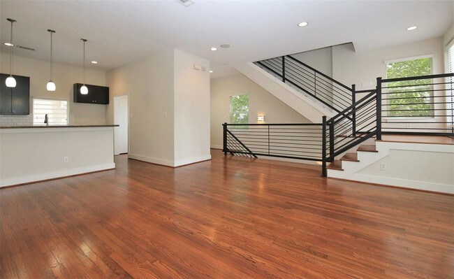 Foto del edificio - 637 Rutland St