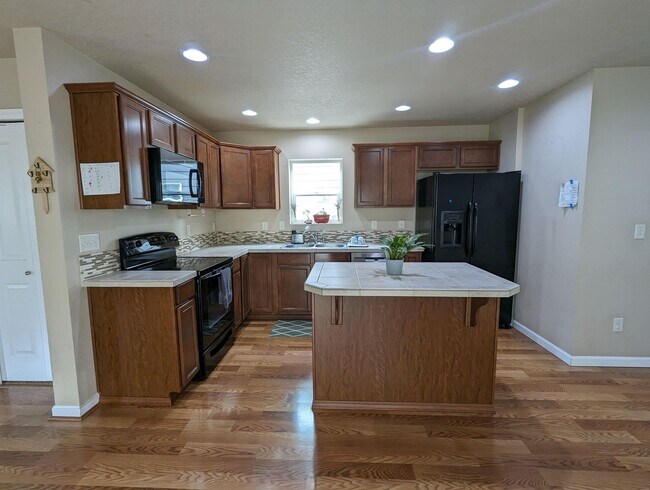 Foto del edificio - 20954 SW Edgemont St
