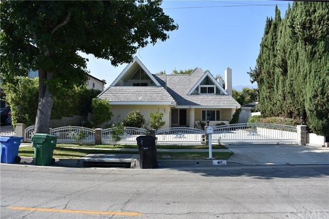 Building Photo - 917 E Camino Real Ave