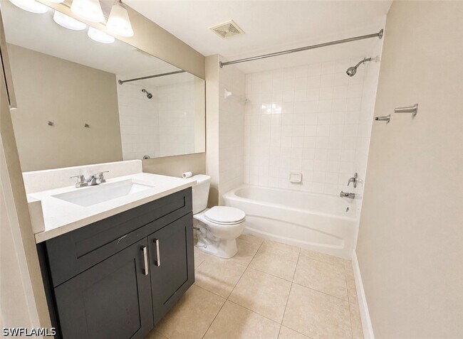 Foto del edificio - 1205 Wildwood Lakes Blvd