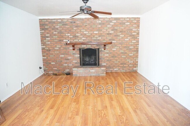 Foto del edificio - 3035 W Angela Dr