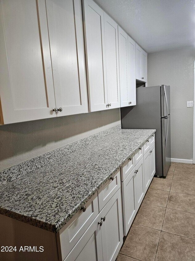 Foto principal - 925 W Fairmount Ave