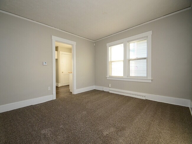 Foto del edificio - 3361 N 59th St