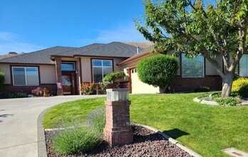 Building Photo - 463 Anthony Dr