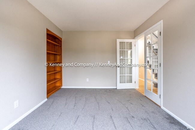 Foto del edificio - 1672 Smoke Ridge Dr