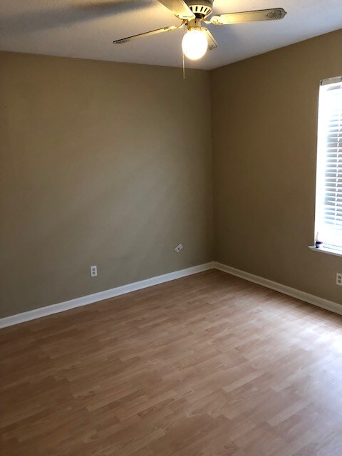 Foto del edificio - 309 Hickerson Ave