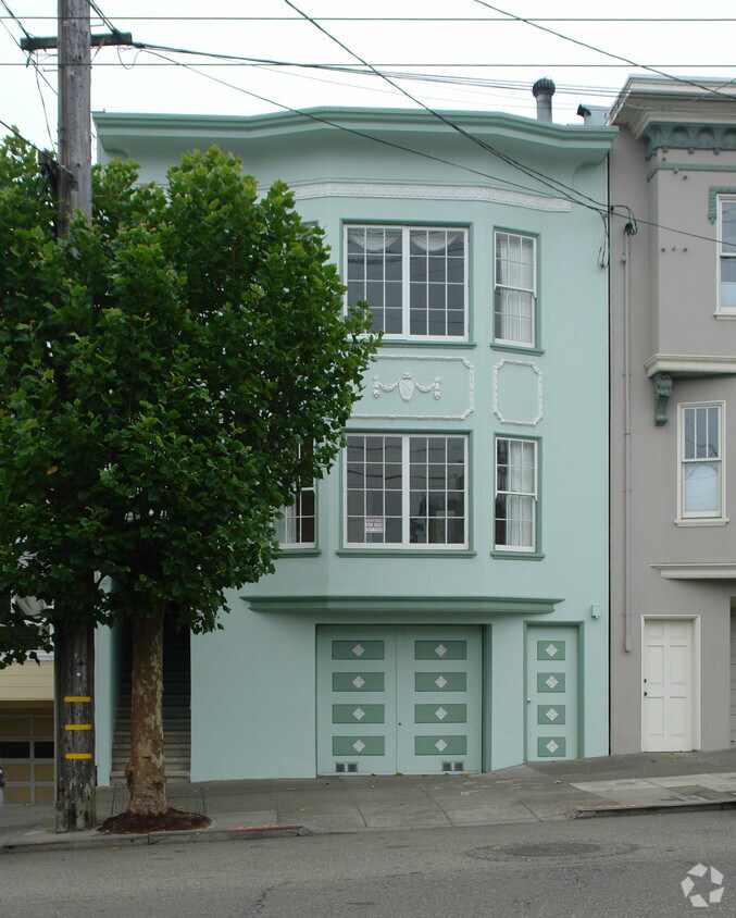 Building Photo - 6833-6835 California St